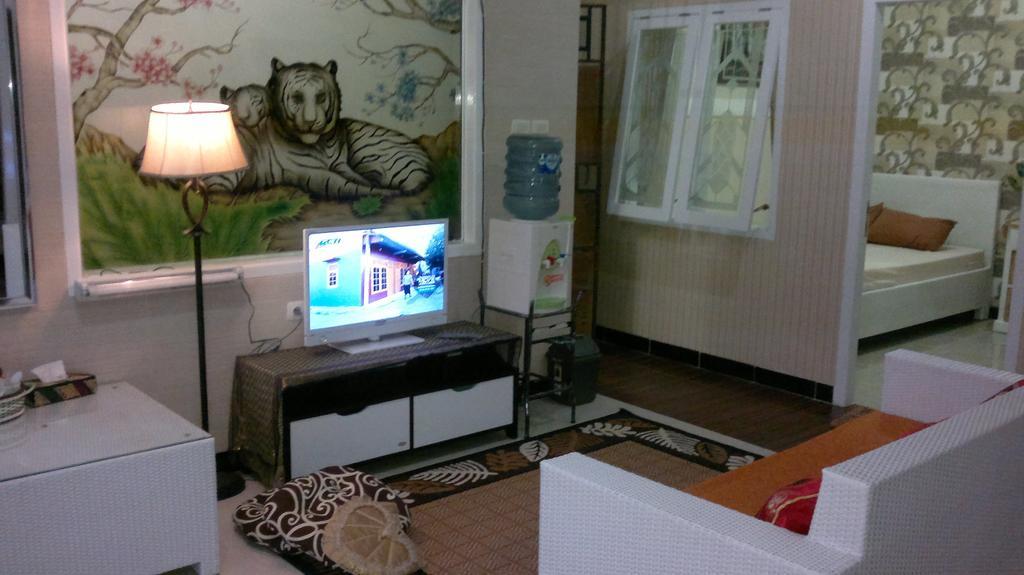 Griya Nelwan Guest House 玛琅 外观 照片