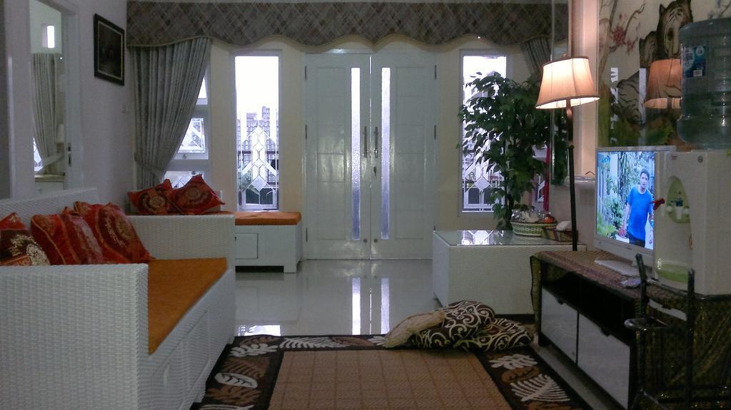 Griya Nelwan Guest House 玛琅 外观 照片